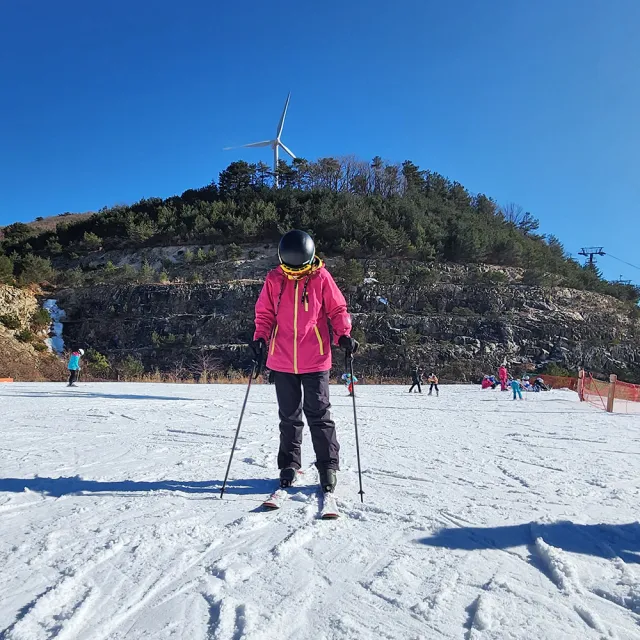 韓國超級愛釜山四日|滑雪場滑雪、加耶主題公園、甘川洞文化村、長腳蟹&燒肉吃到飽