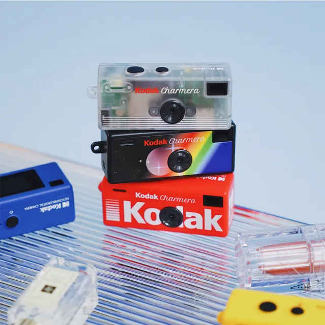 【Kodak 柯達】Charmera 迷你數位相機鑰匙圈 盲盒（一個）(隨機出貨)
