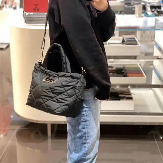 【MARC BY MARC JACOBS】MJ 小香風菱格小香風尼龍中號水餃側背手提兩用包(贈原廠紙袋)