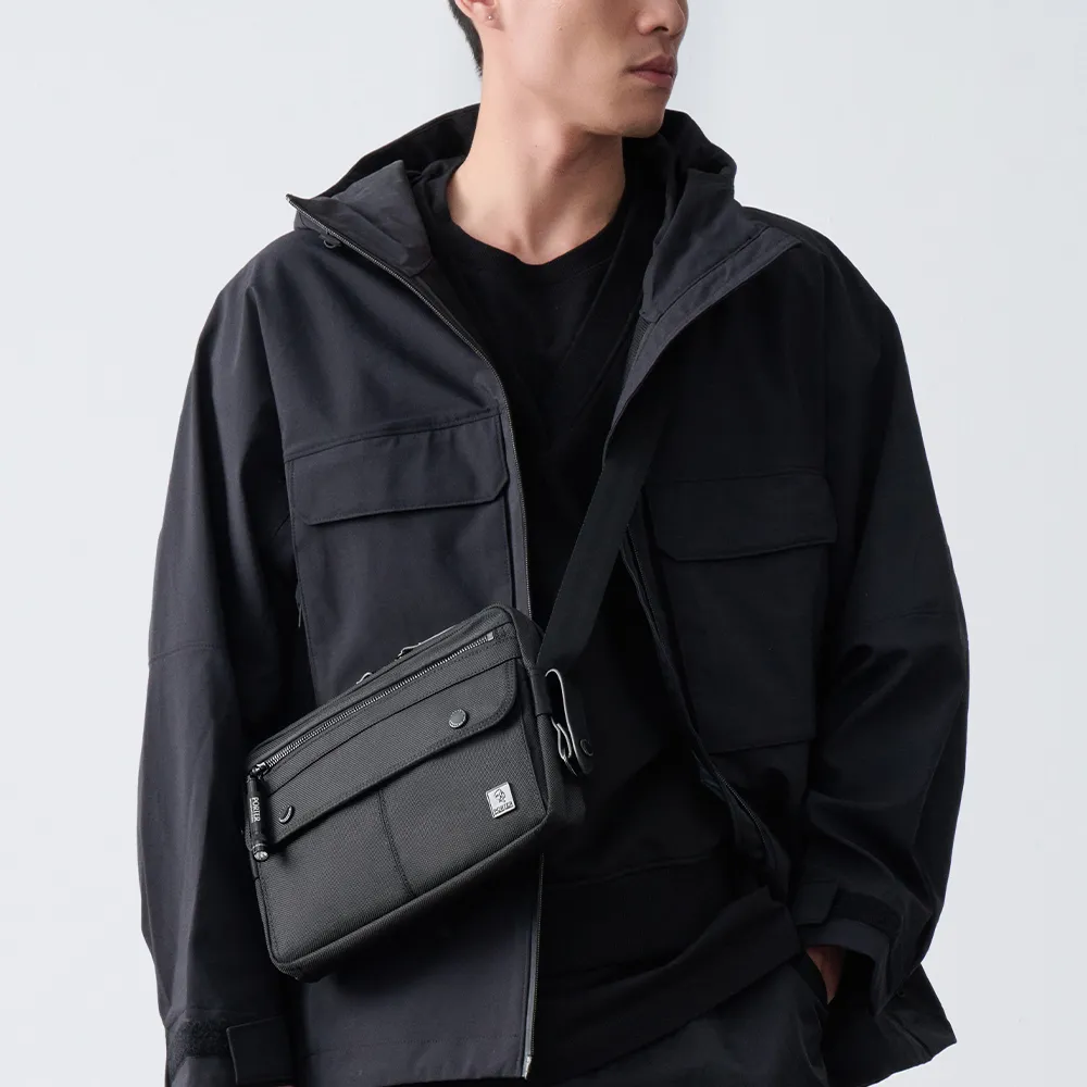 【PORTER INTERNATIONAL】自信經典NEW HEAT斜背包(黑)