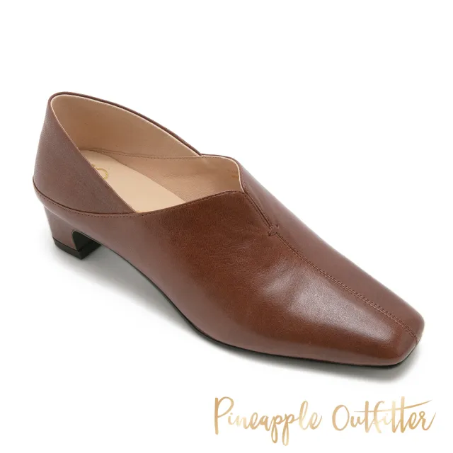 【Pineapple Outfitter】法式復古V字剪裁方頭低跟鞋 MADHUR(咖色)