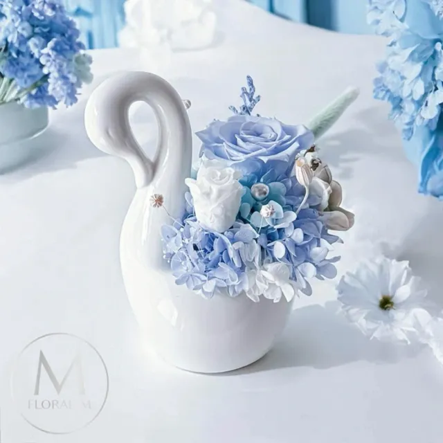 【Floral M】法式芭蕾天鵝湖永生花禮贈香氛油(乾燥花/永生花/情人節花禮/告白禮物/生日禮物/開幕花禮)