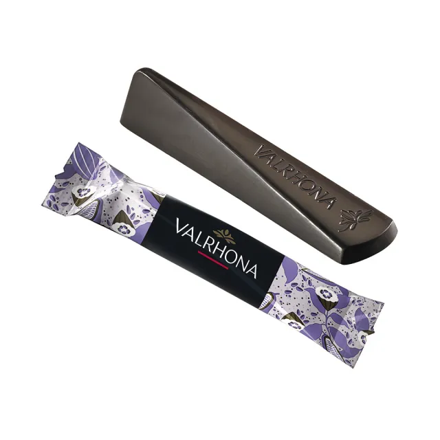 【開元食品】8吋巴斯克蛋糕x3｜贈法芙娜61％巧克力棒｜蛋奶素｜冷凍｜12切｜890g/盒