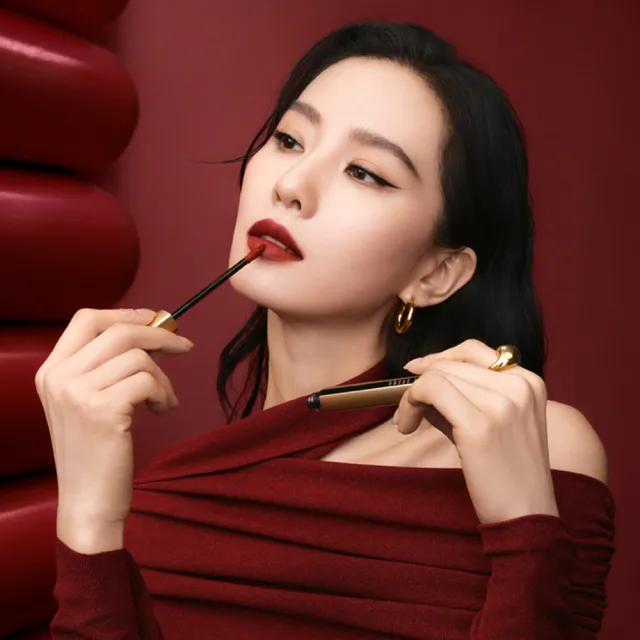 【Bobbi Brown 芭比波朗】柔霧雲朵唇霜