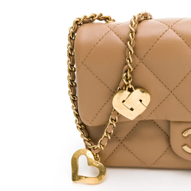 【CHANEL 香奈兒】Mini Flap bag (細紋/暗黃皮革色/金&暗黃皮革雙色愛心鏈帶)
