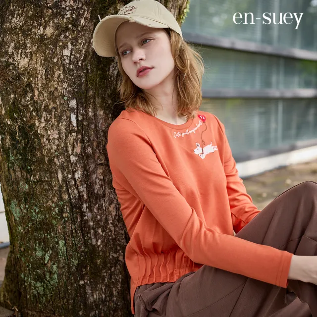 【en-suey 銀穗】電繡小狗圖騰平達克壓褶棉T上衣-女