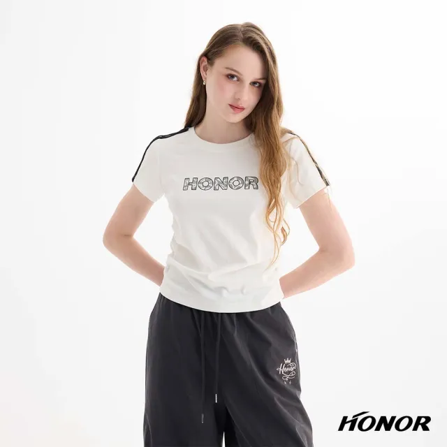 【HONOR 山形屋】個性品牌字母雙線側抽褶上衣-白/黑
