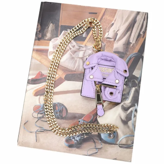 【MOSCHINO】Biker AirPods 掛頸鍊帶夾克造型羊皮錢包 耳機套(粉紫色 零錢袋 萬用包)
