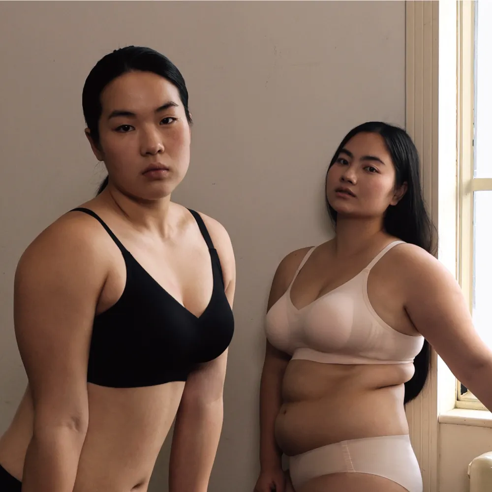 【24HRS】4件組 - 漫畫胸款 一秒升杯 無感逆襲內衣 (無鋼圈內衣 女內衣 女內著 無感失憶 背扣式)