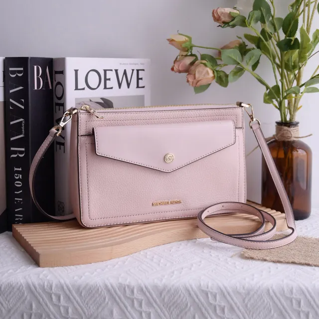 【Michael Kors】經典圓型MK鈕釦三用手拿包雙造型斜背包(粉)