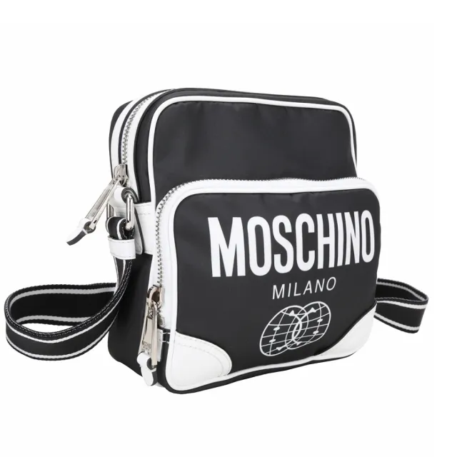 【MOSCHINO】Smiley 笑臉聯名 字母印花尼龍拉鍊斜背包(黑色 肩背 隨身包 側背)