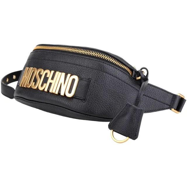 【MOSCHINO】金字荔紋牛皮胸肩背 腰包-附鑰匙圈(黑色 側背包 隨身小包 真皮)