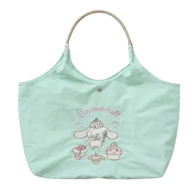 【SANRIO 三麗鷗】雙11 Hello Kitty 刺繡包 | 日本境內三麗鷗 x unify 聯名防水托特包 15L可捲收 內附拉鏈 