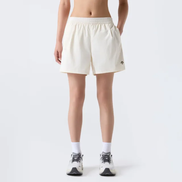 【DESCENTE】短褲 女 運動褲 快排 WOMENS WOVEN 4.5 SHORTS 象牙白 SR322PHP72-IVY0