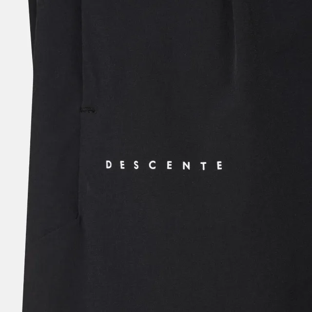 【DESCENTE】短褲 女 運動褲 快排 WOMENS WOVEN 4.5 SHORTS 黑 SR322PHP72-BLK0