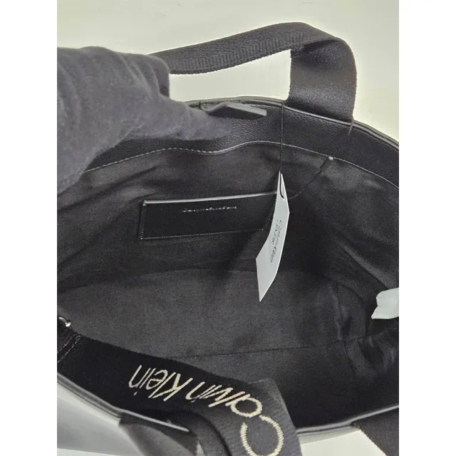 【CALVIN KLEIN】calvin klein  新款任意變形水餃通勤托特包送禮原廠紙袋