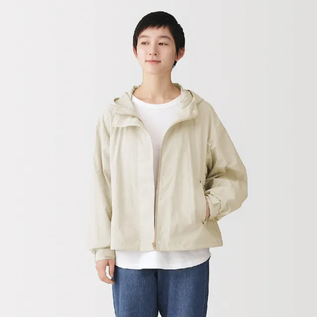 【MUJI 無印良品】女撥水加工可攜式連帽外套(象牙白/暗藍/摩卡棕/磚紅)