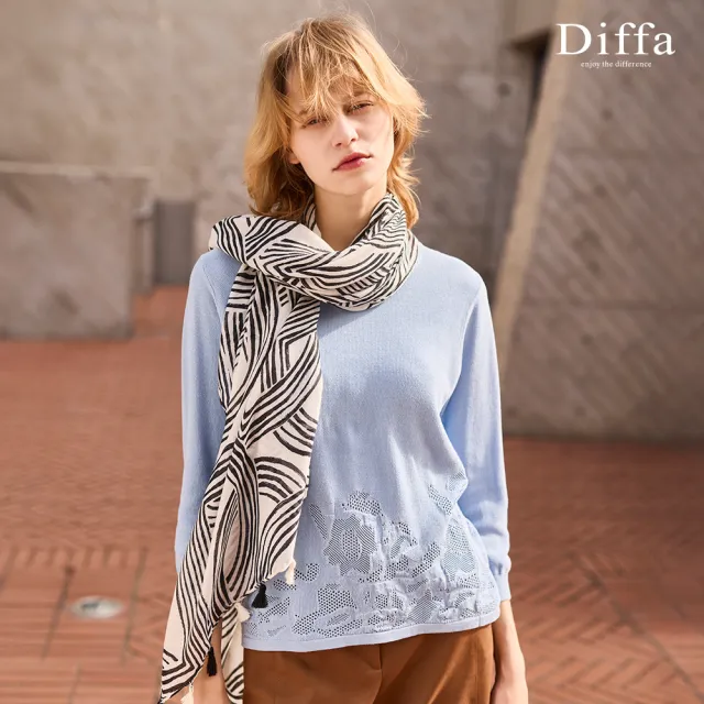 【Diffa】下襬鏤空緹花七分袖線衫-女