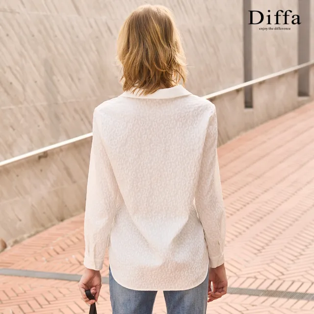 【Diffa】前領開襟泡泡緹花上衣-女