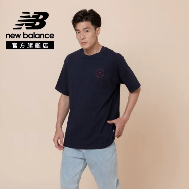【NEW BALANCE】NB 郵票印花短袖上衣_MT6242ANDNT_男性_深藍色(美版 版型偏大)