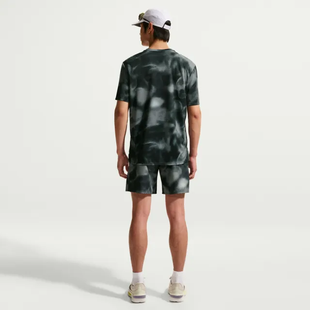 【NIKE 耐吉】短袖上衣 男 T恤 訓練 慢跑 快乾 AS M NK DF UV MILER AOP SS 灰 IV4815-010