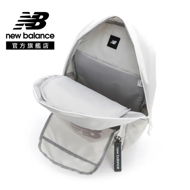 【NEW BALANCE】NB 多層收納後背包/筆電包(附吊飾)_AC0931ZCIC_中性_米白色