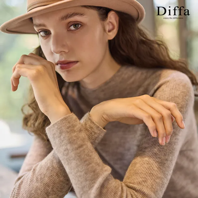 【Diffa】高領無縫毛衣-女