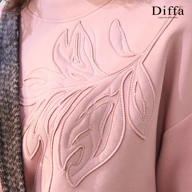 【Diffa】立領落肩葉子貼布繡針織衫-女