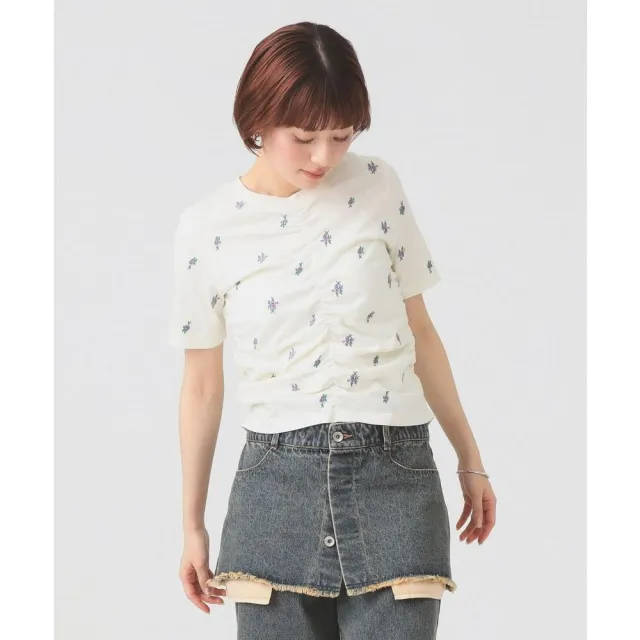 【BEAMS】官方旗艦館 Ray BEAMS / 女裝 花朵 刺繡 縮皺 T恤