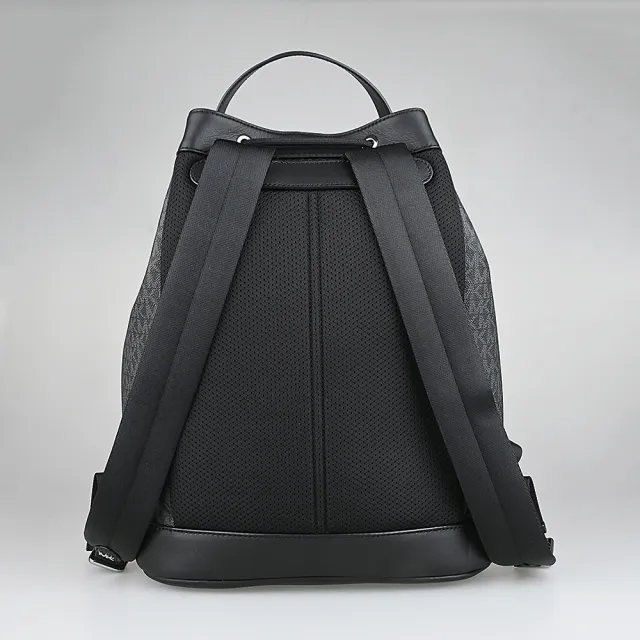 【Michael Kors】MICHAEL KORS HUDSON銀字LOGO印花PVC拼牛皮抽繩束口後背包(黑x炭灰)
