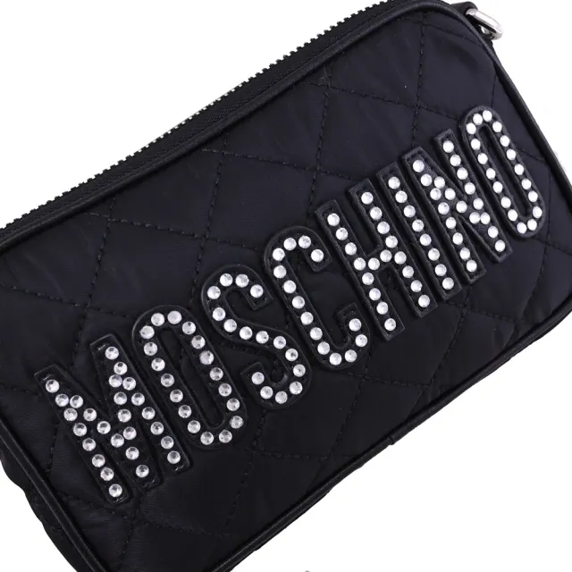 【MOSCHINO】品牌水鑽LOGO菱格尼龍迷你手拿包鏈包斜背包(黑)