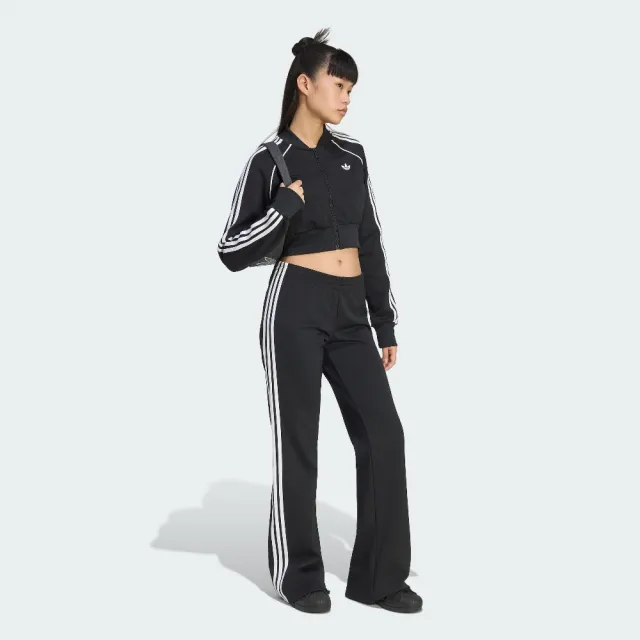 【adidas 愛迪達】長褲 女 運動褲 喇叭褲 亞規 三葉草 FLARED PANTS 黑 KQ6424