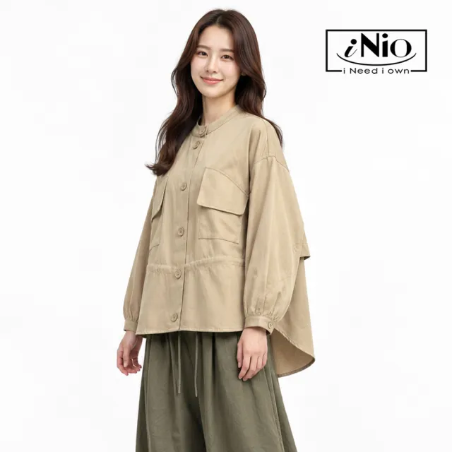 【iNio 衣著美學】前短後長抽繩收腰外套 女圓領落肩長袖外套 對稱掀蓋口袋縮口袖層次外套  CHW4501