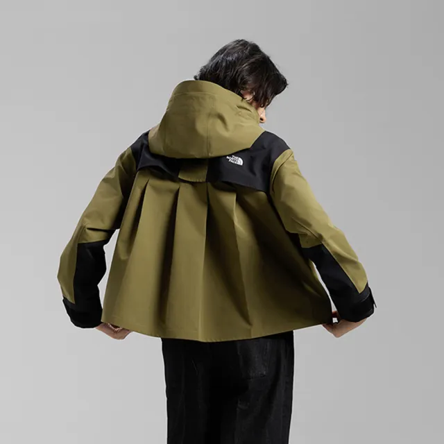 【The North Face】北面UE女款綠黑拼接DRYVENT防水衝鋒衣｜8HWERL5