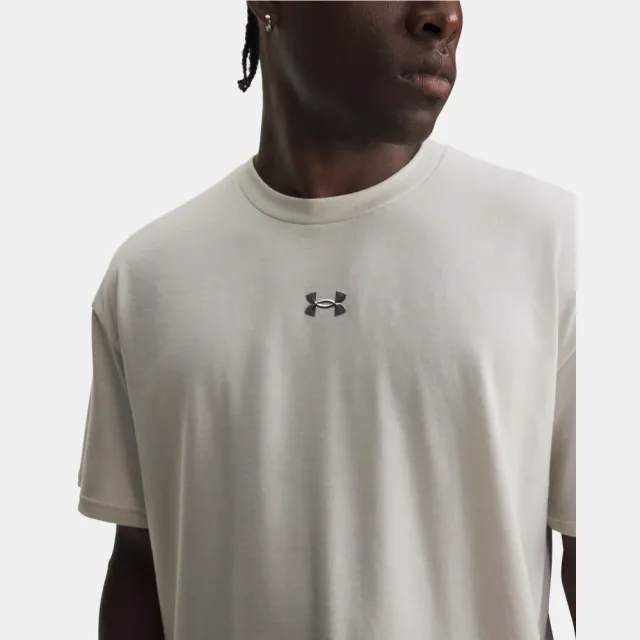 【UNDER ARMOUR】UA 男 HWT Metal Logo 短袖T-Shirt_6013618-110