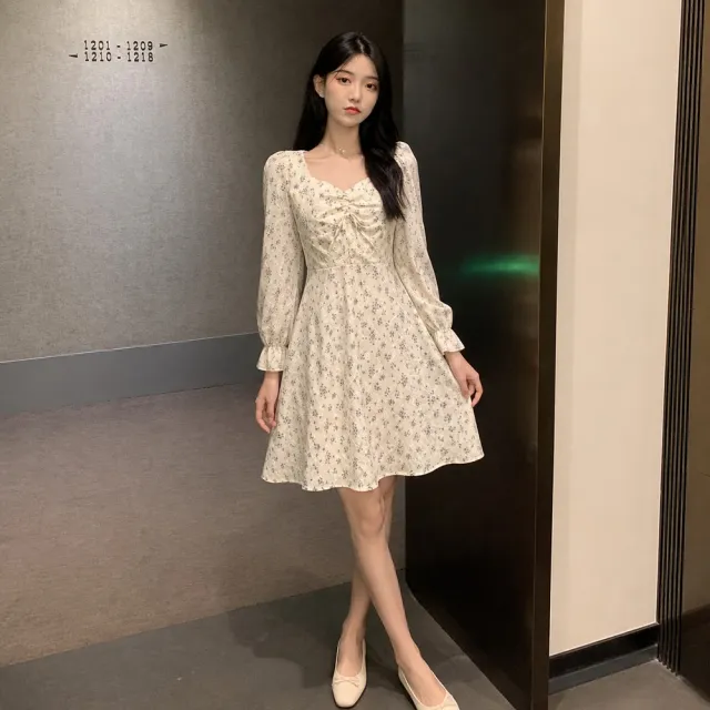 【AS 梨卡】女裝 連身短裙 長袖碎花洋裝 洋裝 薄款連身裙 氣質短裙 秋冬洋裝 顯瘦短裙 VG265