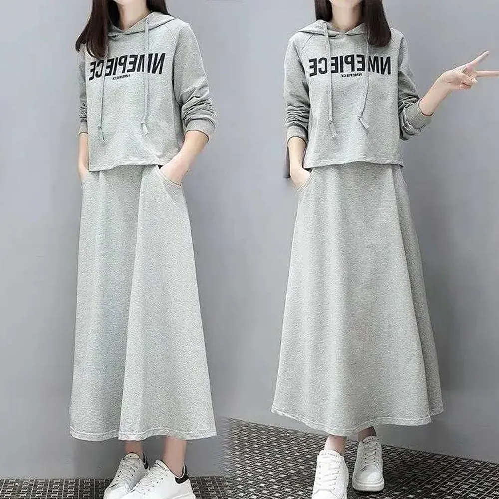 【初色】連帽字母印花運動風上衣A字寬鬆休閒裙套裝-共2色-64602(M-2XL可選)