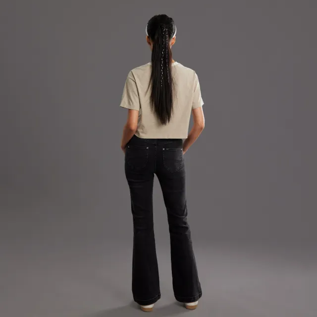 【Lee】女裝 牛仔褲 / 426 高腰修身彈性 喇叭褲型 黑色水洗 / LB617143825