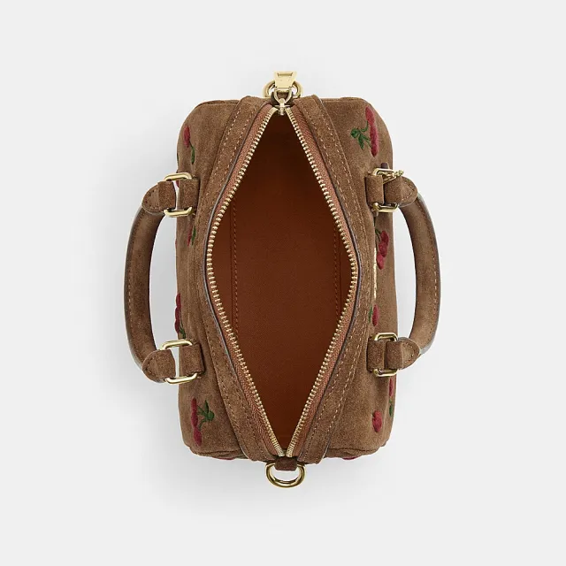 【COACH】蔻馳官方直營 ROWAN迷你櫻桃刺繡斜背手袋 斜背包 手提包-IM/混合雪松木色(CFO47)