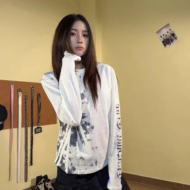 【AMERO】男女同款 薄長T 仿舊 字母印花