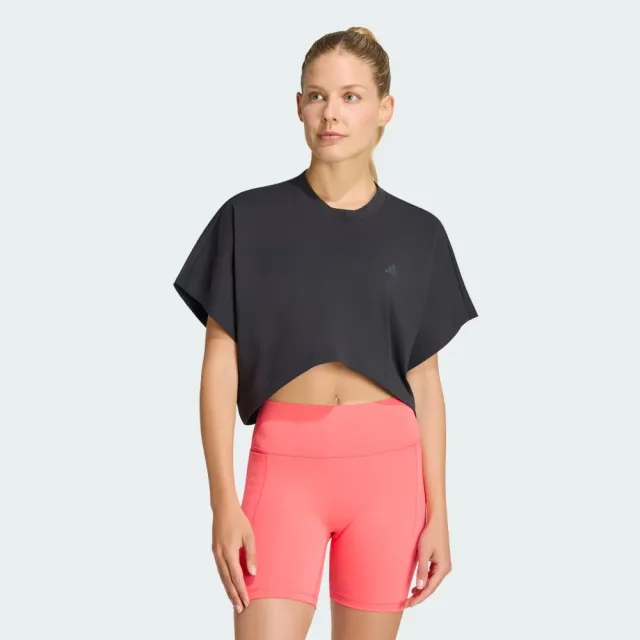 【adidas 愛迪達】短袖上衣 女 寬鬆版型 短版 亞規 PL GFX TEE 黑 KV7581