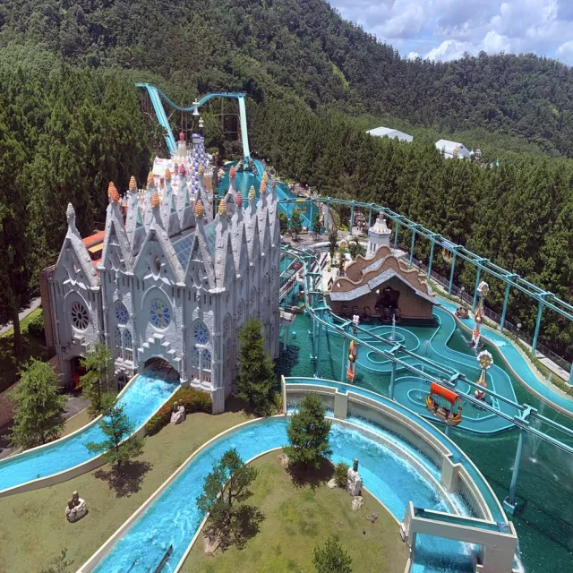 【經典大飯店范特奇堡】暢遊九族文化村★2大2小升等家庭房/三人房贈樂園門票(長效期至2027/6)