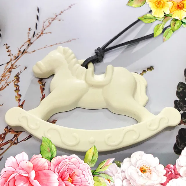 【愛戀花草】衣物居家香氛吊飾x10個(迷情香水伊蘭花)