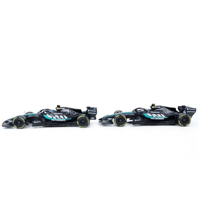 1:43 Mercedes AMG F1 W17 E 精裝版模型車 (附底座+防塵盒+駕駛座有車手)