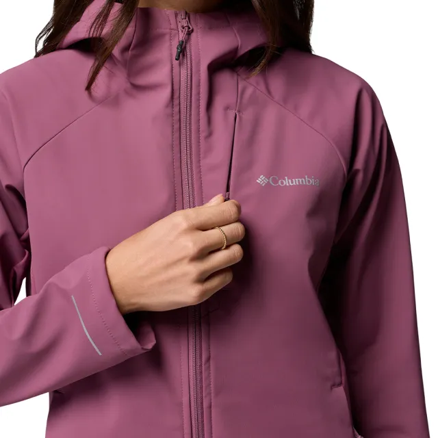 【Columbia 哥倫比亞】女款-防潑水軟殼外套-Trailborne™ Softshell-果莓色(UWR24230CI/KF)