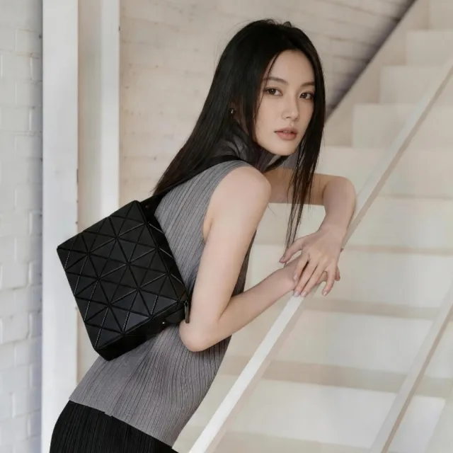 【Urban & Chic】雙11 質感日系幾何立體菱格斜背包 小方包 相機包 (多色任選)