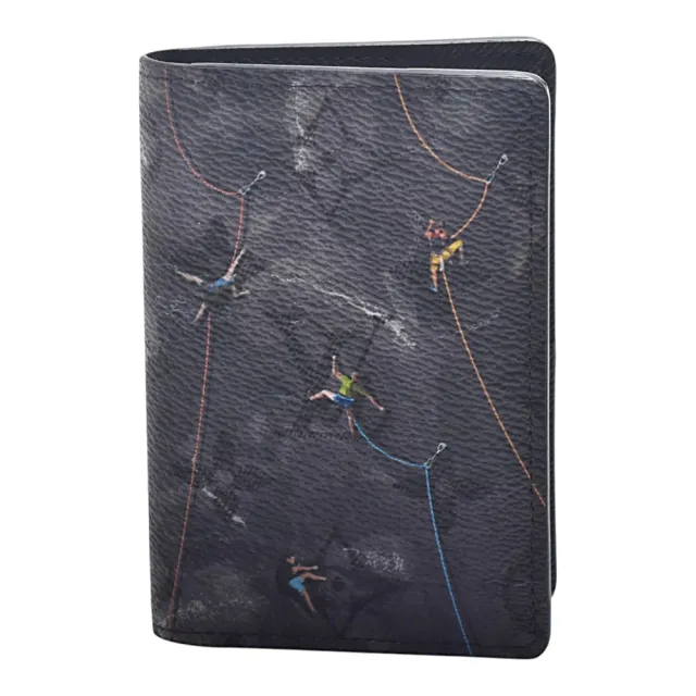 【Louis Vuitton 路易威登】M3A538經典Sports Capsule系列Monogram帆布微型攀岩圖萬用名片夾/錢包(黑色)