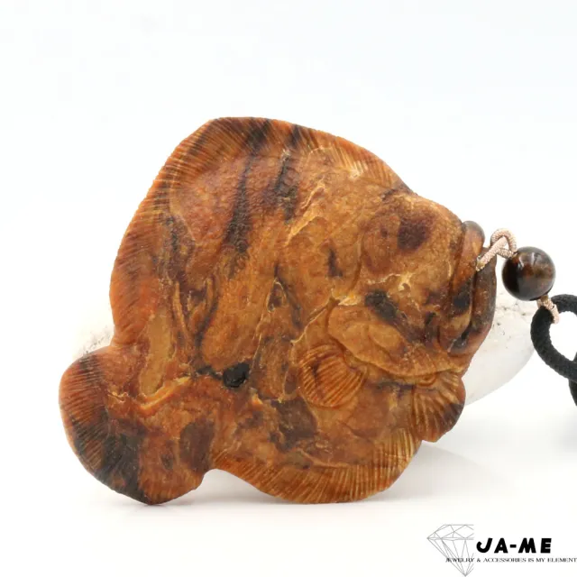 【JA-ME】天然琥珀 緬甸老礦血根蠟富貴魚 項鍊擺件 68克