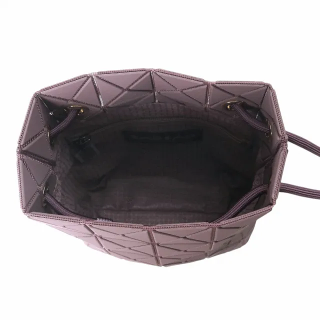 【ISSEY MIYAKE 三宅一生】幾何方格4X6可拉束肩斜背包(霧面暗紫)