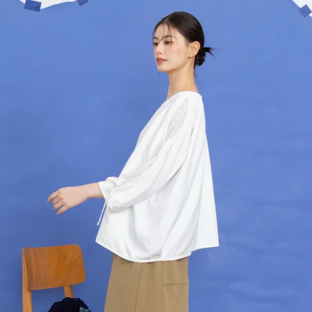 【MOSS CLUB】挖袖剪裁交叉綁帶上衣 黑 白